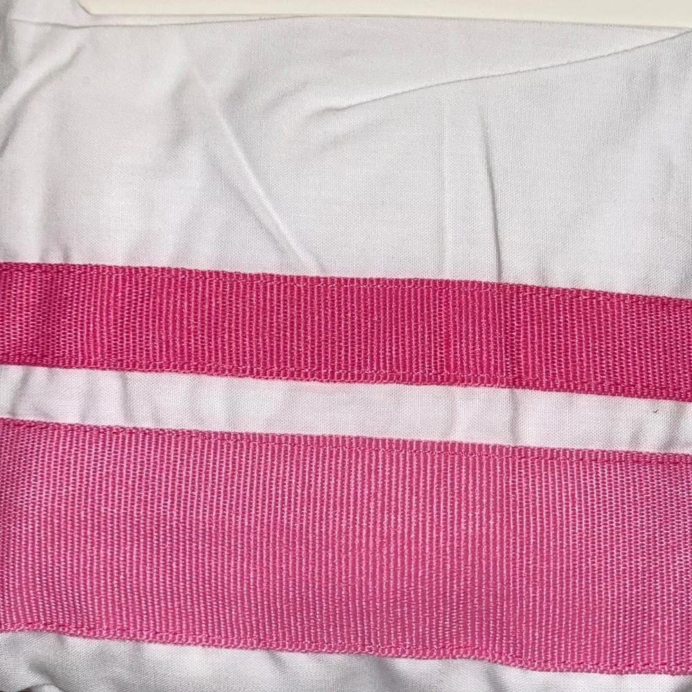 Pink/White Crib Skirt NWT/PBK